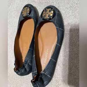 Tory Burch Gray Plaid Flats with Gold Logo